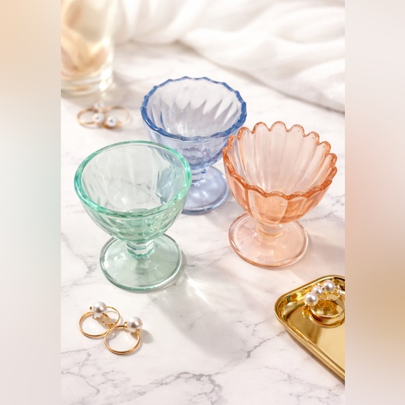 Other - Set of Three Glass Trinket or Ring 💍 Holders